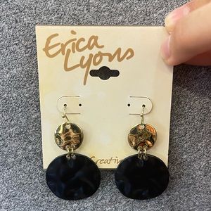 Beautiful Erica Lyons new earrings!